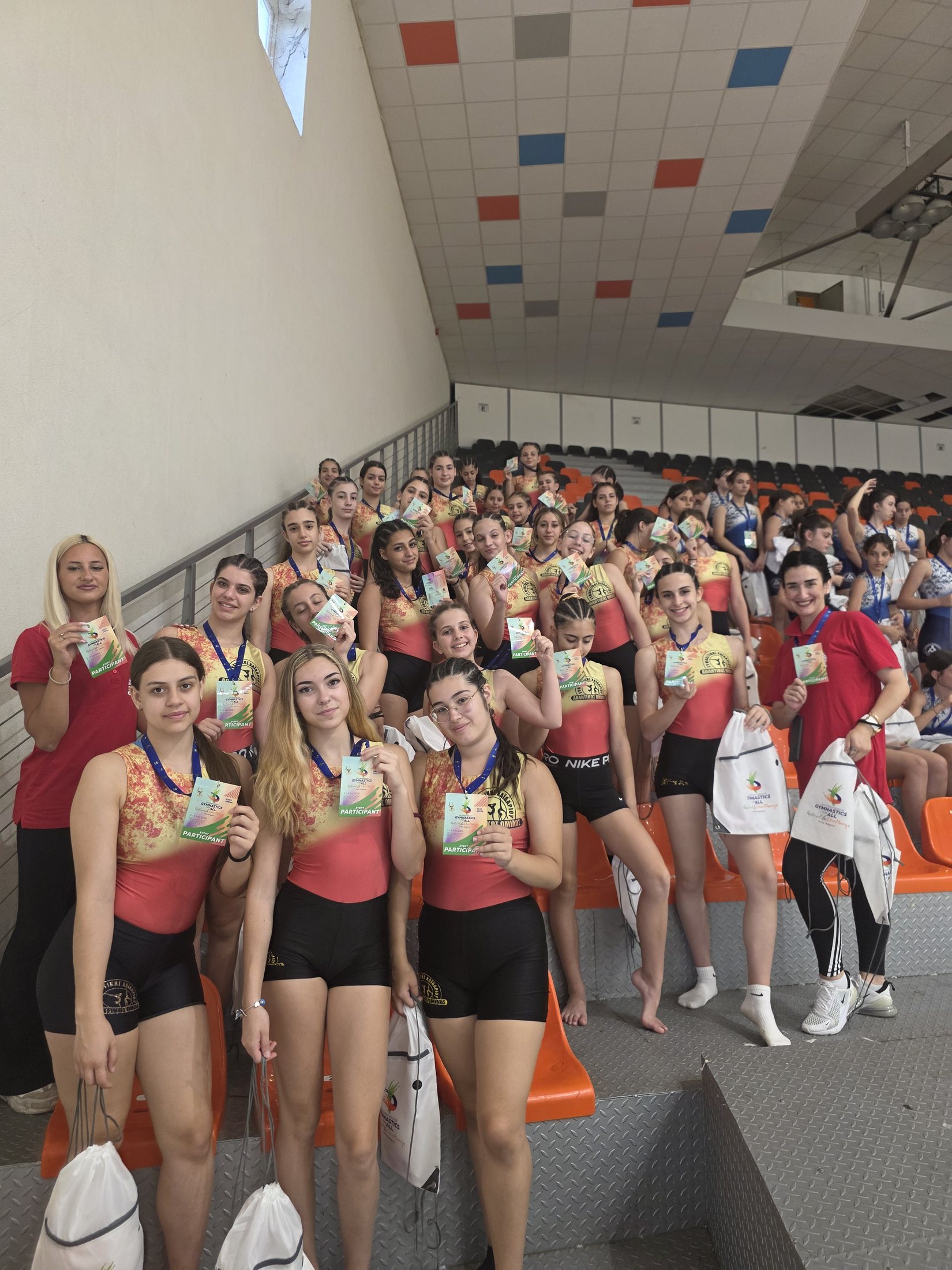 Αθλήτριες Gymnastics for All του ΑΟΓ Χαϊδαρίου πριν από την αγωνιστική τους εμφάνιση στη Σόφια