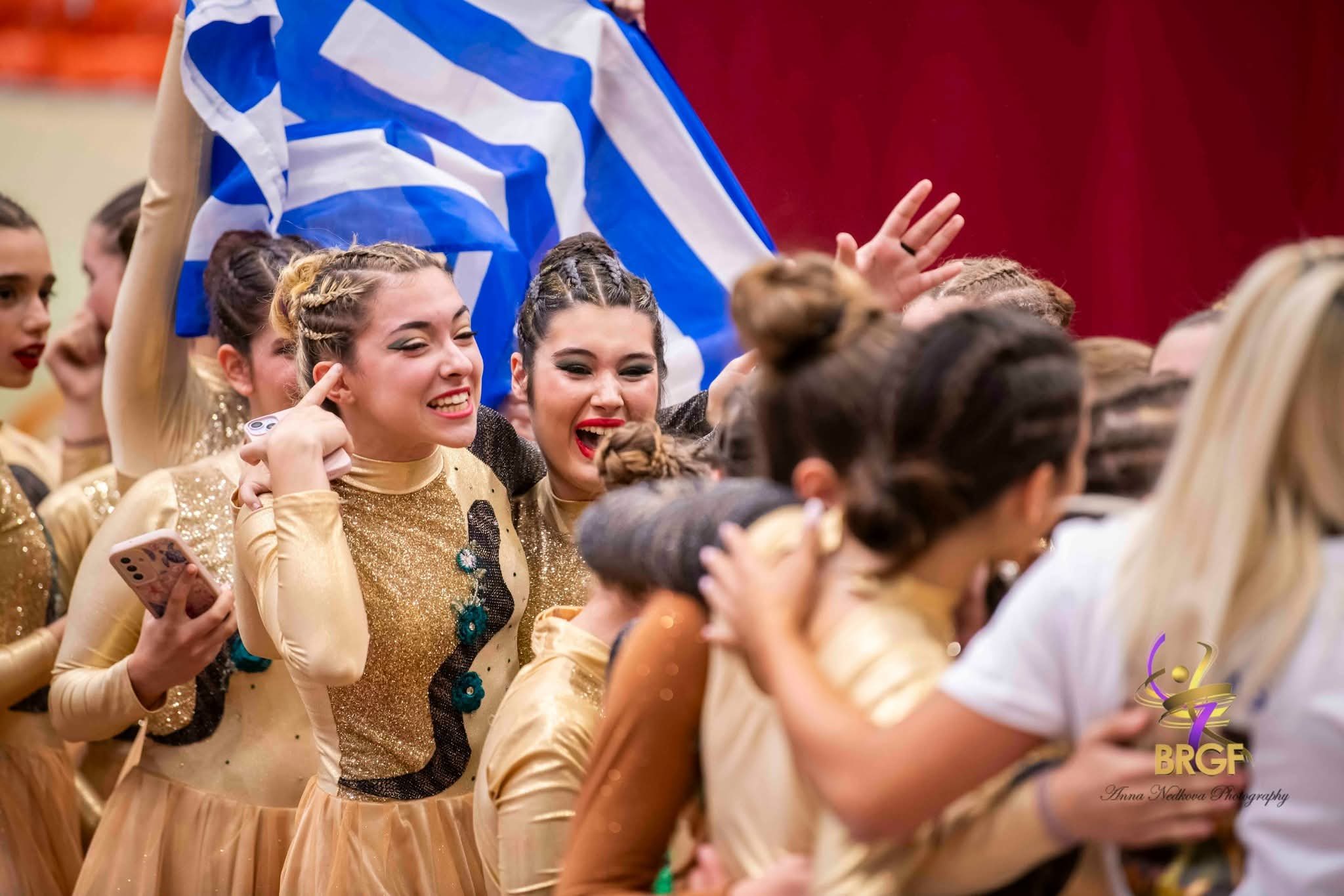 Επαγγελματικό στιγμιότυπο της ομάδας Gymnastics for All του ΑΟΓ Χαϊδαρίου κατά την αγωνιστική χορογραφία στη Σόφια